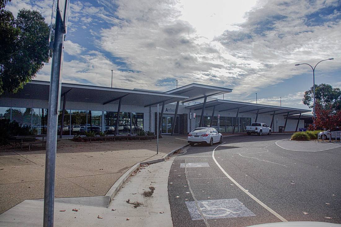Albury Airport: the airport and the towns a transfer from ABX serves