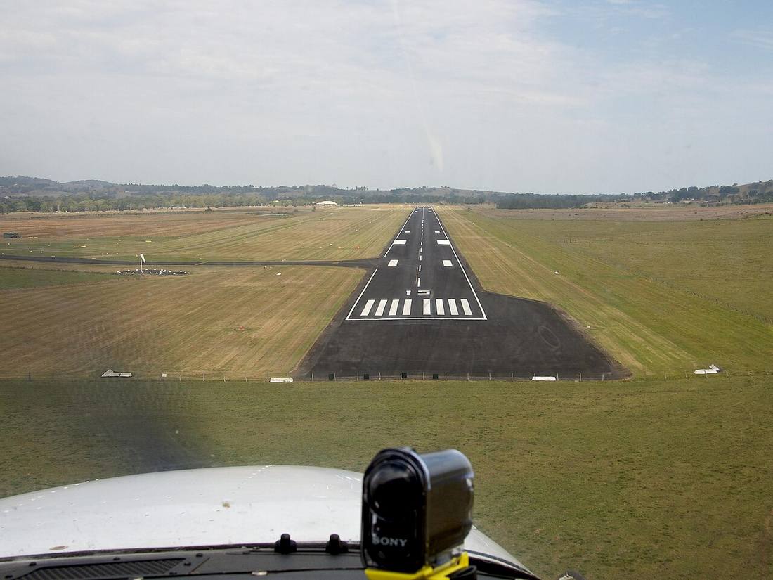 Lismore Airport: the airport and the towns a transfer from LSY serves