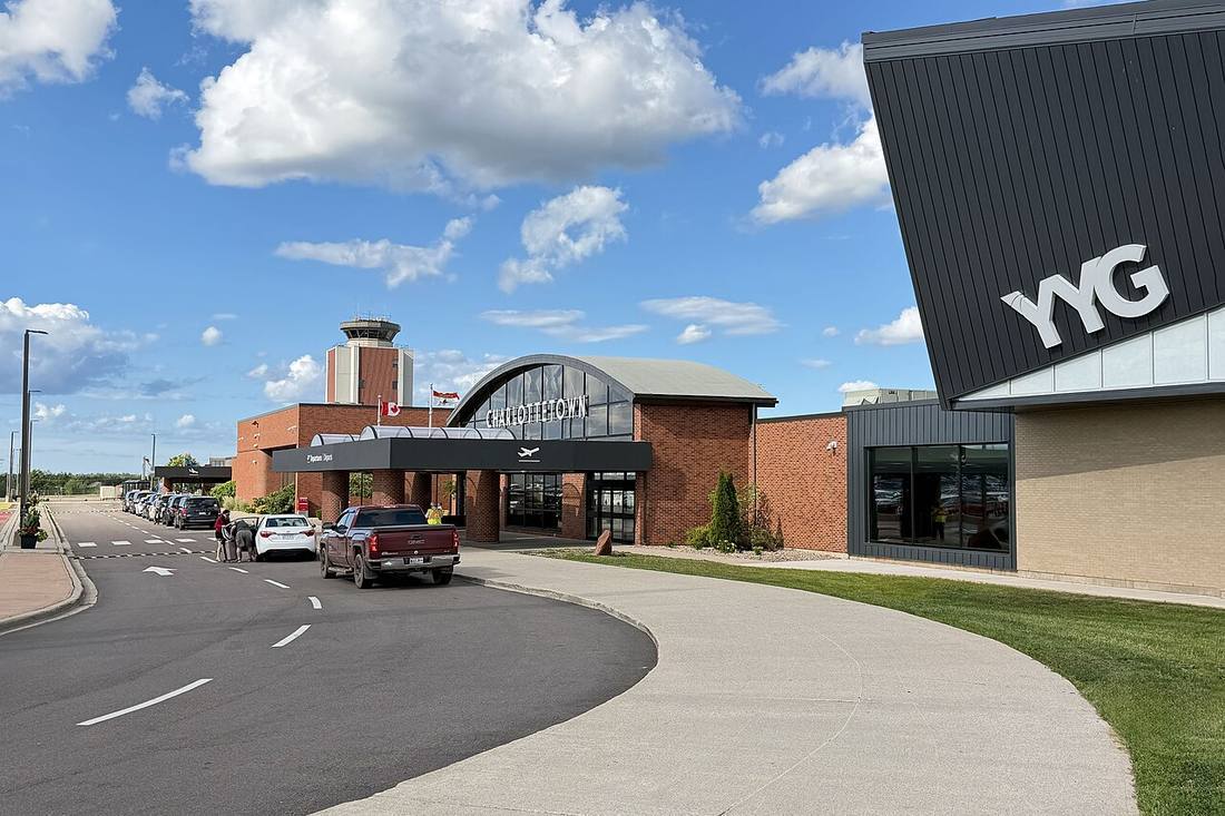 Charlottetown Airport: the airport and the towns a transfer from YYG serves