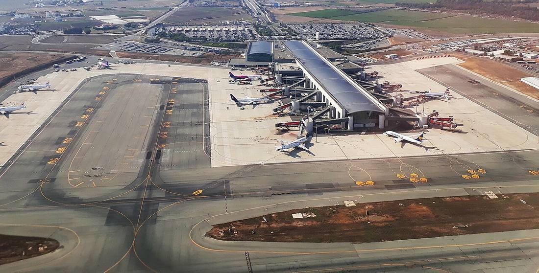 Larnaca International Airport: the airport and the towns a transfer from LCA serves