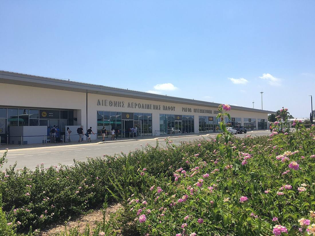 Paphos International Airport: the airport and the towns a transfer from PFO serves