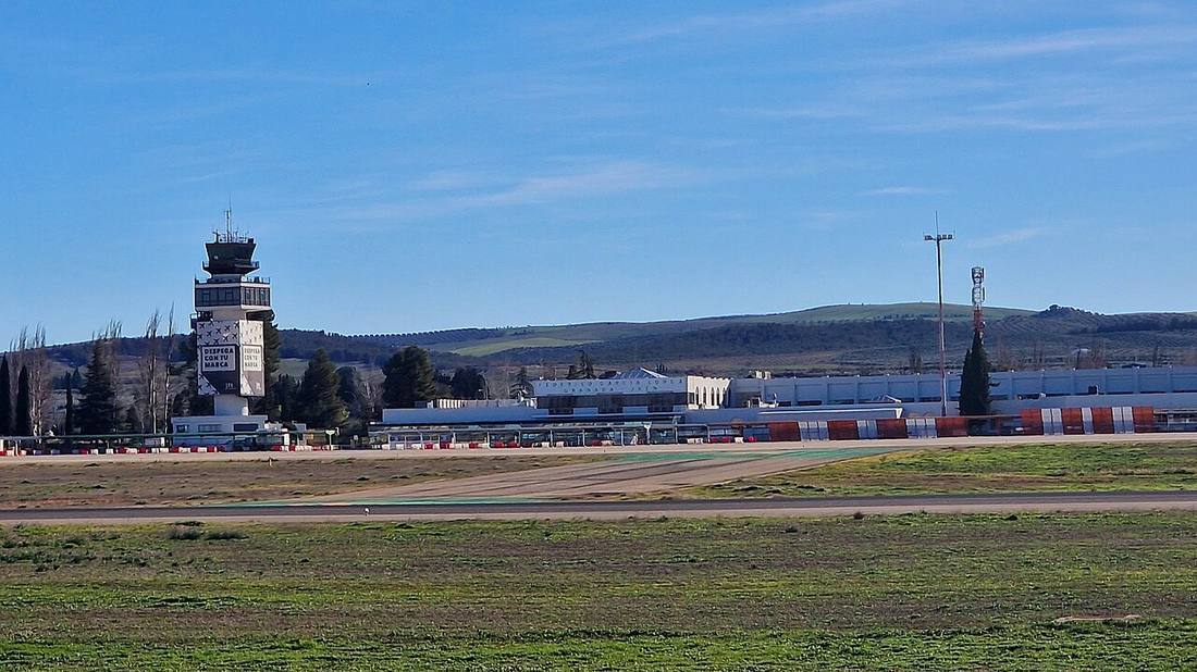 F.G.L. Airport Granada-Jaén Airport: the airport and the towns a transfer from GRX serves