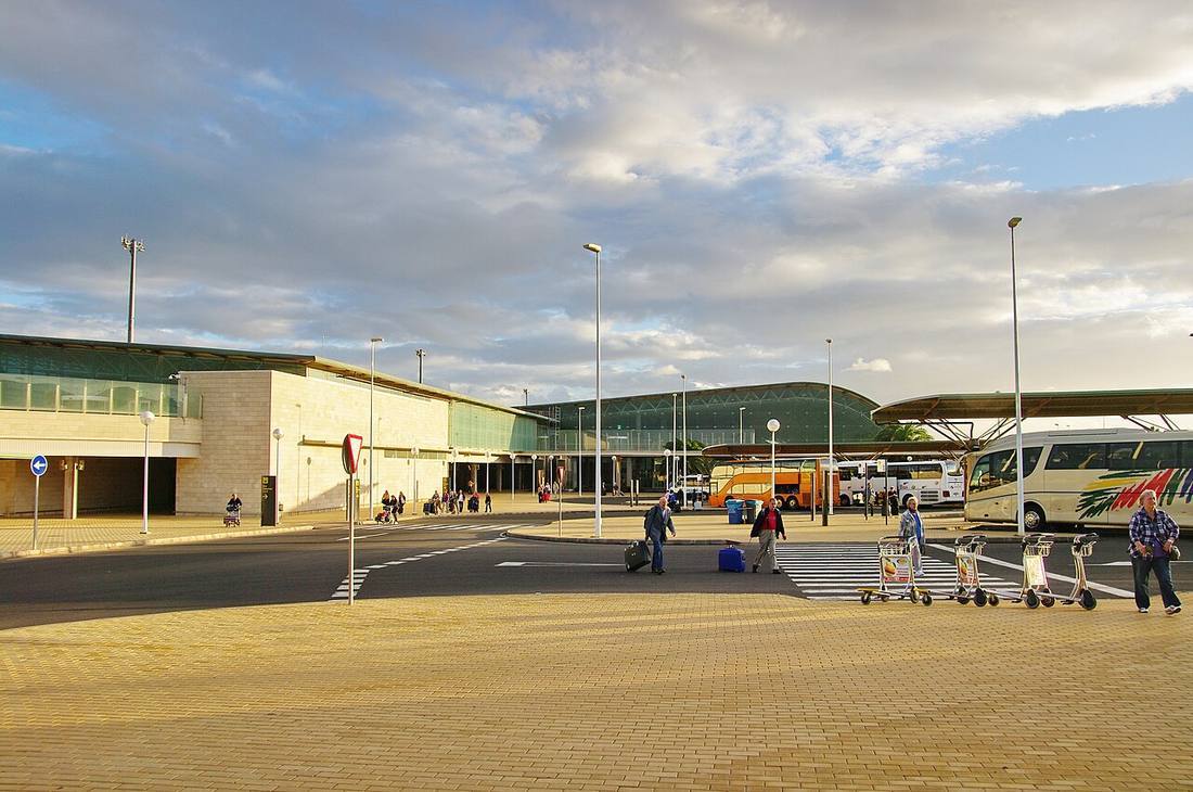 Fuerteventura Airport: the airport and the towns a transfer from FUE serves