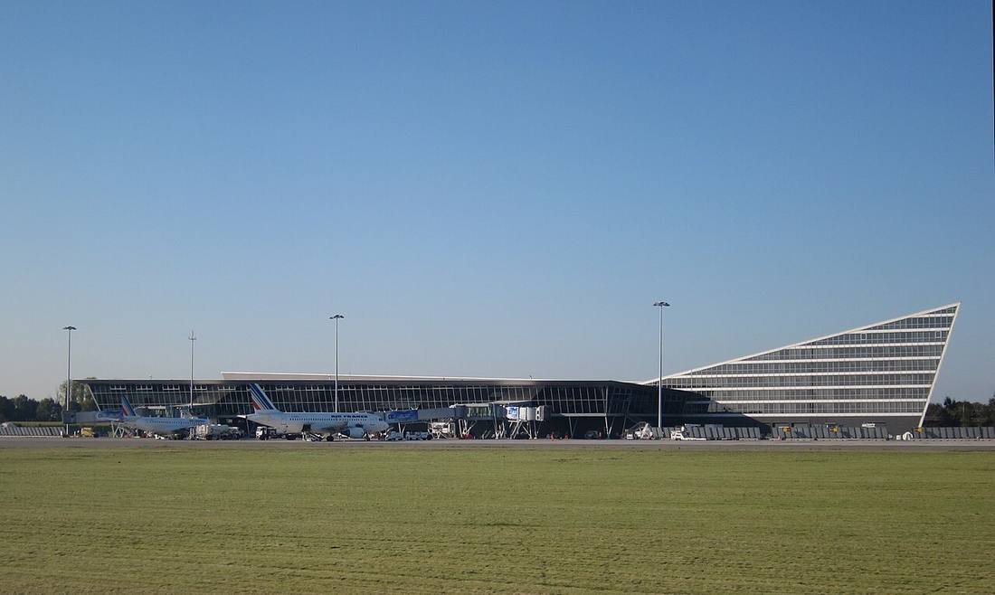 Lille Airport: the airport and the towns a transfer from LIL serves