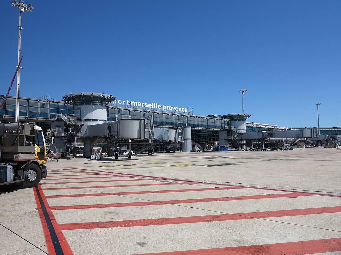 Marseille Provence Airport: the airport and the towns a transfer from MRS serves