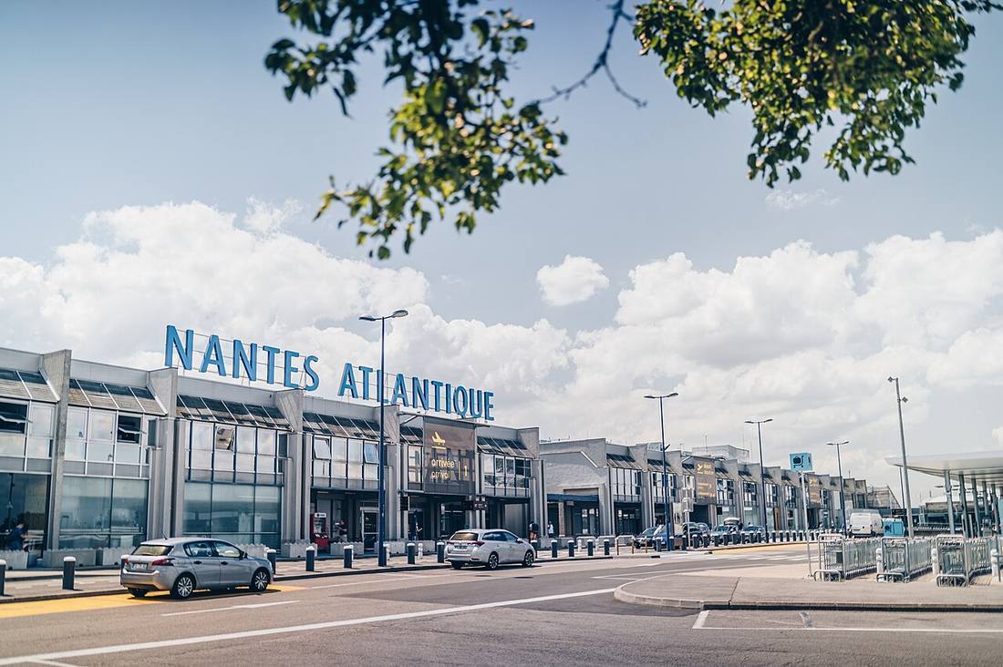 Nantes Atlantique Airport: the airport and the towns a transfer from NTE serves