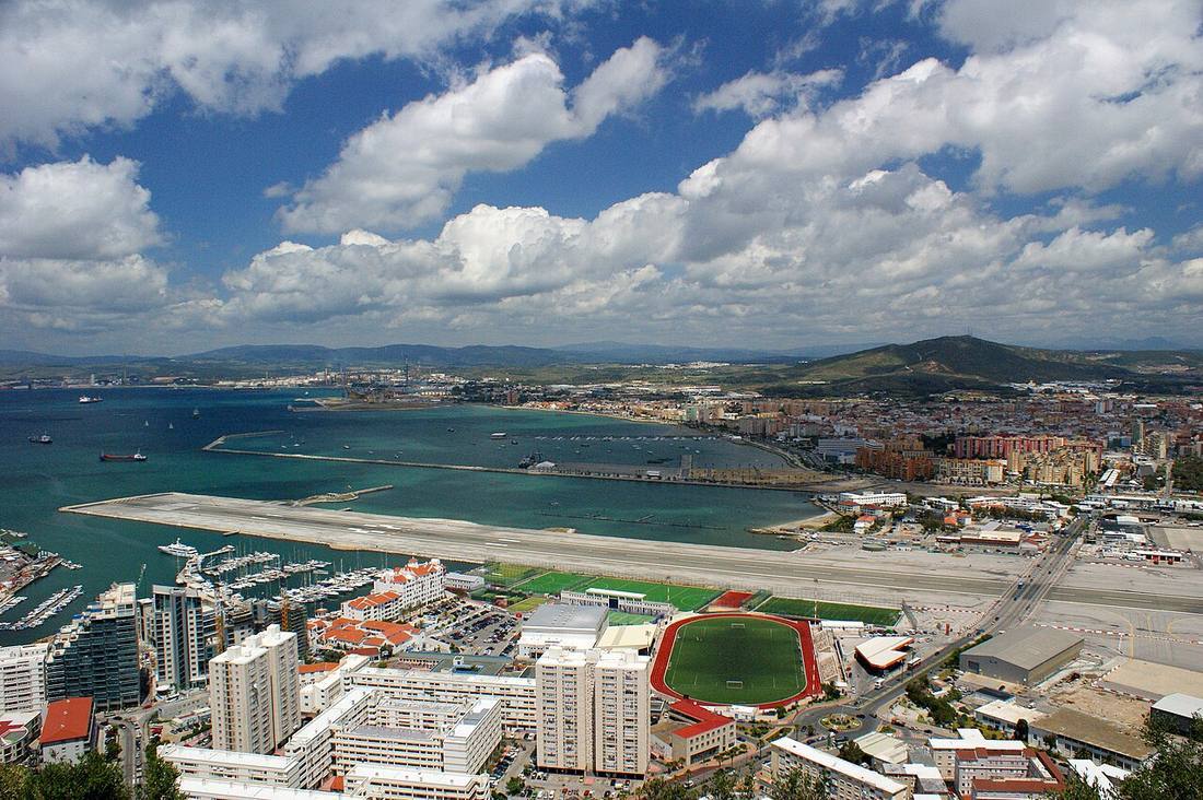 Gibraltar Airport: the airport and the towns a transfer from GIB serves