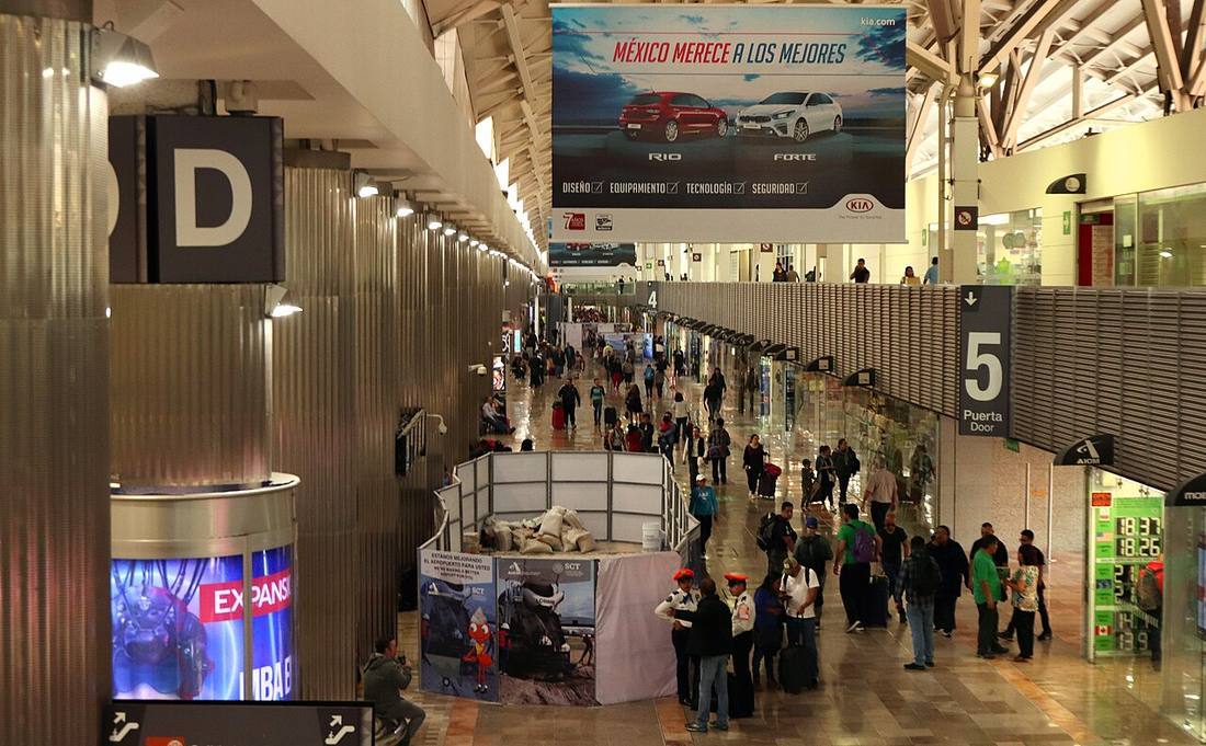 Mexico City Benito Juárez International Airport: the airport and the towns a transfer from MEX serves
