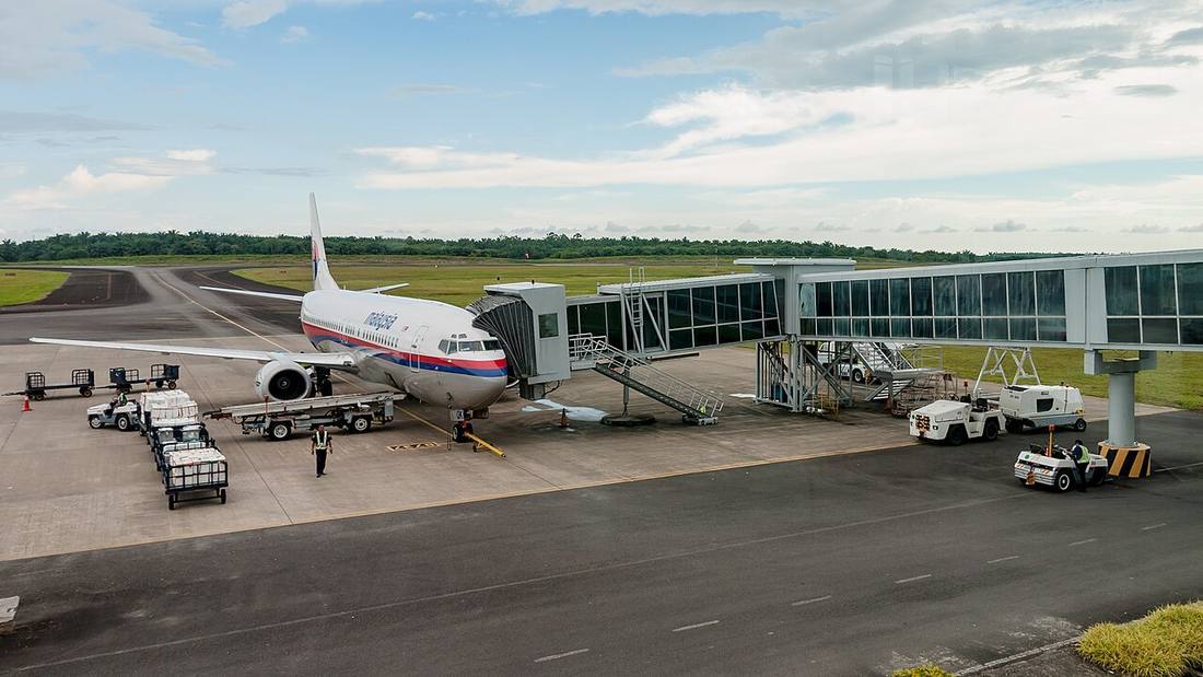 Tawau Airport: the airport and the towns a transfer from TWU serves