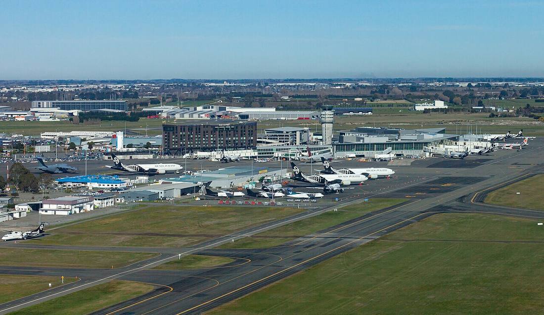 Christchurch International Airport: the airport and the towns a transfer from CHC serves