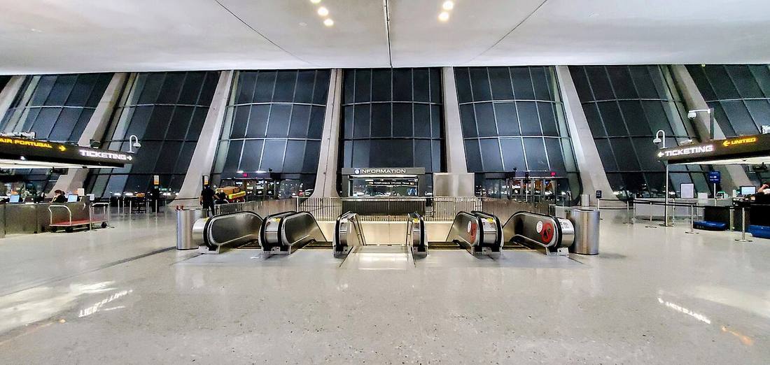 Baltimore/Washington International Thurgood Marshall Airport: the airport and the towns a transfer from BWI serves
