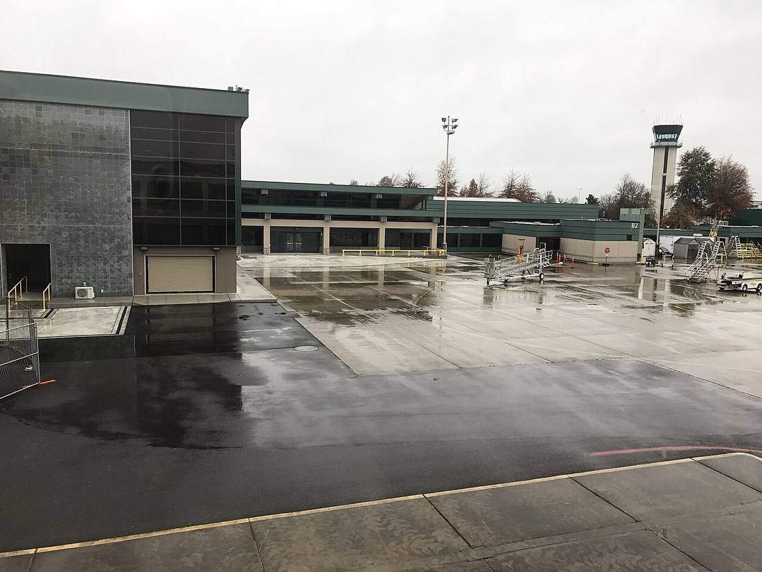 Eugene Airport: the airport and the towns a transfer from EUG serves