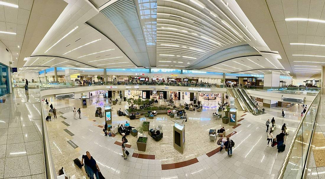 Hartsfield Jackson Atlanta International Airport: the airport and the towns a transfer from ATL serves